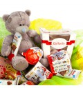 Подарочный набор Маленькая принцесса из шоколада, игрушки и букета цветов в корзине